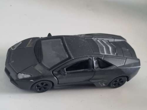 Maisto Lamborghini Reventon - 1/39 Scale
