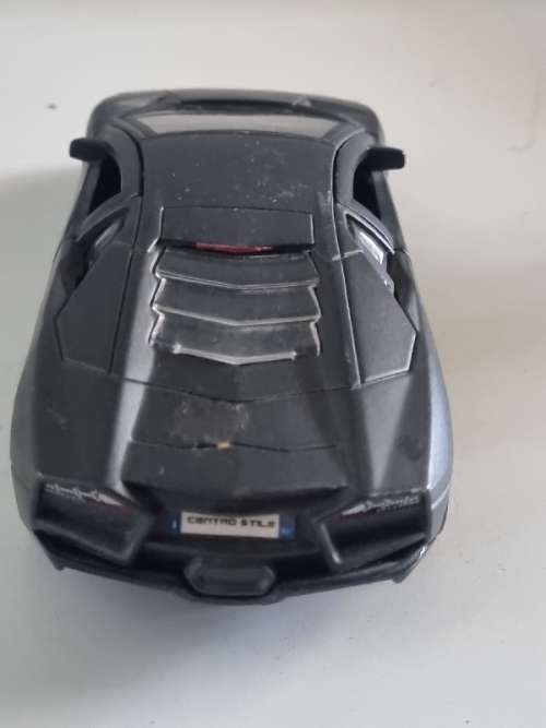 Maisto Lamborghini Reventon - 1/39 Scale
