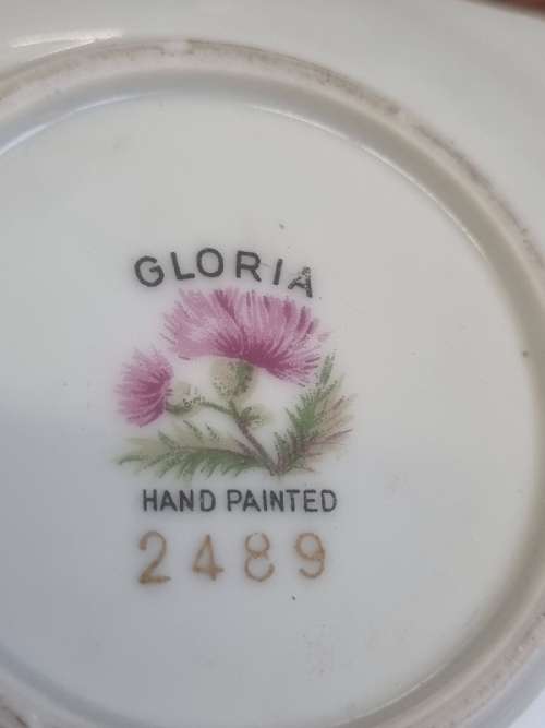Beautiful Vintage Gloria Hand Painted Small Dish / Pin Dish