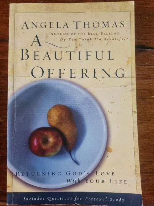 A Beautiful Offering - Angela Thomas