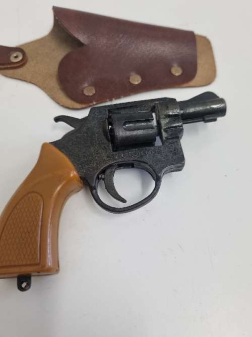 Small Victory Toy Clap Gun - Made in Hong Kong - Working Condition