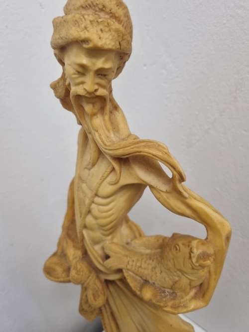 Large Figurine - Chinese Fisherman - Lots of detail - Height - 48cm