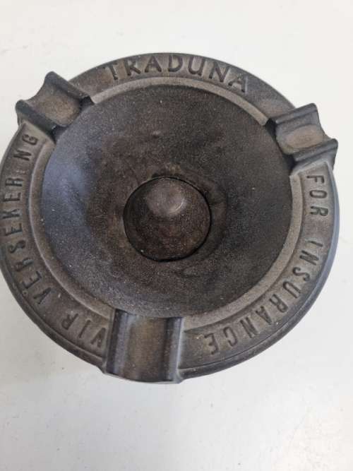 Vintage Bakelite Traduna Ashtray