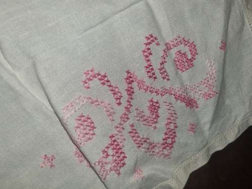 Vintage Embroidered Tea Tray Cloth - 43cm x 31cm