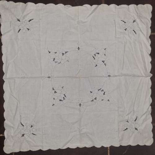 Beautiful Vintage Embroidered Tablecloth - 76cm x 80cm