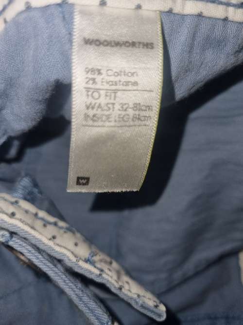 Woolworths Skinny Chino - Size 32W / 81L