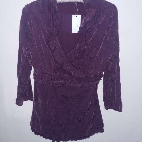 Beautiful Maroon Long Sleeve Top - Size M - Finnigans