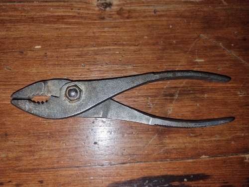 Vintage Nissan Motor Pliers - 15.5cm