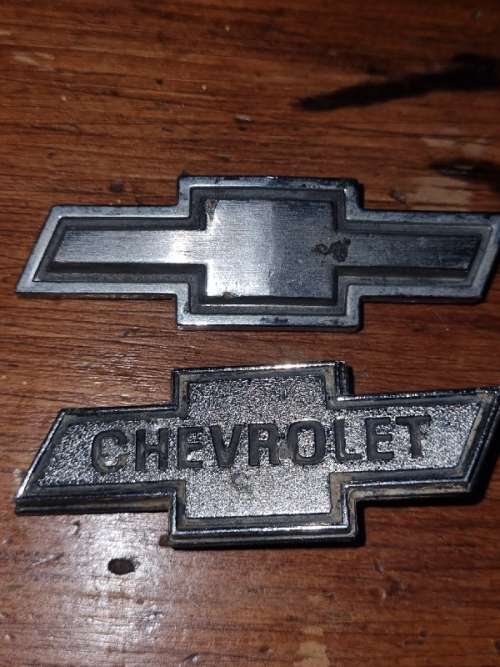 2 x Vintage Metal Chevrolet Car Badges - 6.5cm x 2cm each