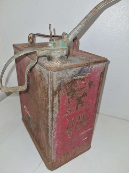 Vintage Shell Motor Oil Tin - See pictures