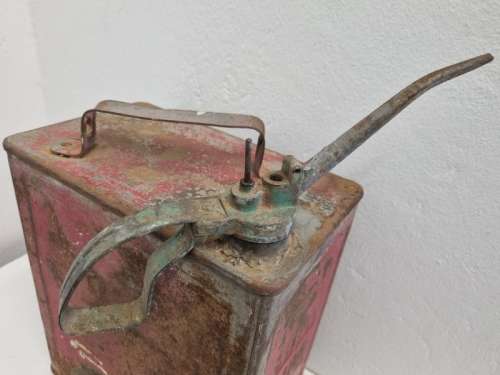 Vintage Shell Motor Oil Tin - See pictures