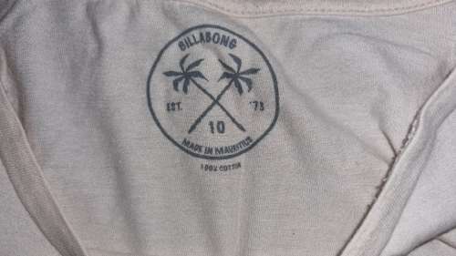 Billabong Crop T-Shirt - Size 10