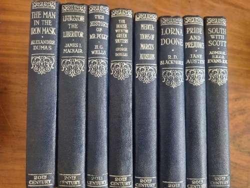 8 x World Popular Classics - Inc. The man in the iron mark, South with Scott, Lorna Doone, etc.