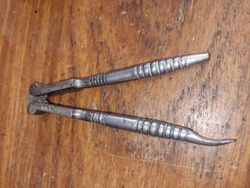 Antique Nut Cracker / Nut picker