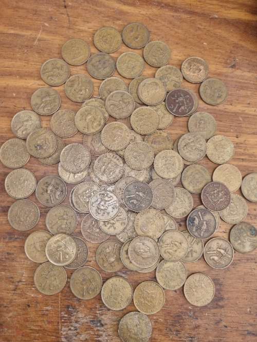 87 x 1c coins - 1 cent coins