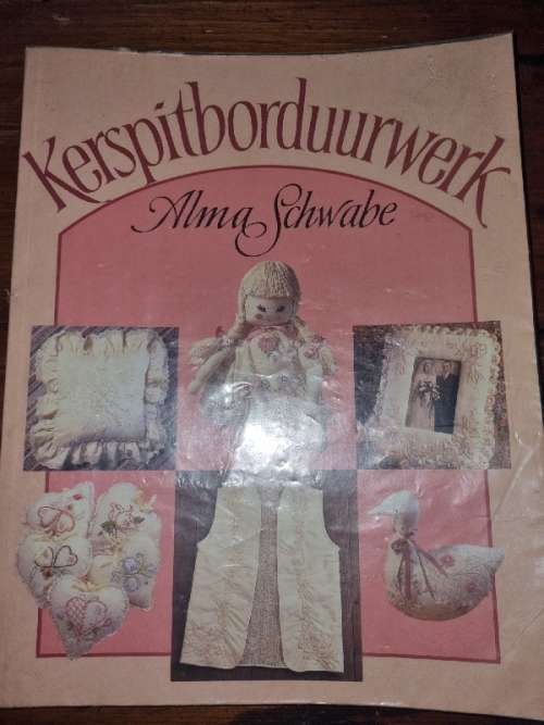 Kerspitborduurwerk - Alma Schwabe