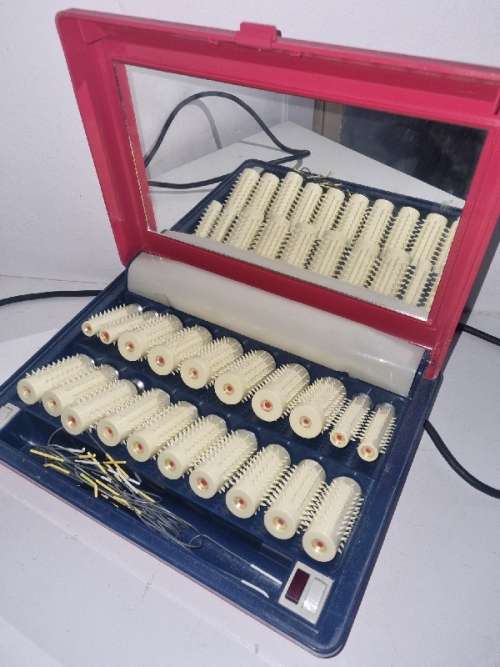 Vintage Curler set - Kindness Deluxe by Clairol - Working condition