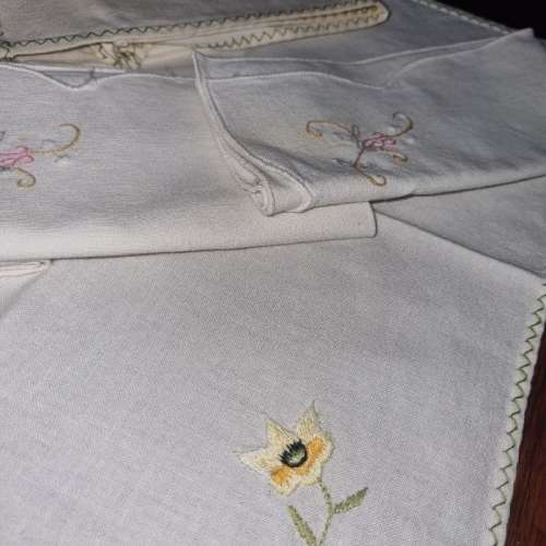 6 x Vintage Embroidered Napkins