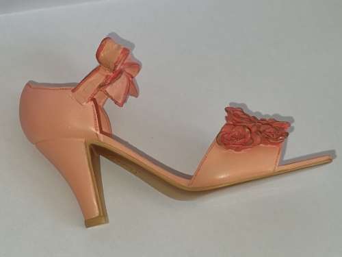Beautiful Miniature Ornamental Shoe - Sarna - Rose Garden - Beautiful detail!!