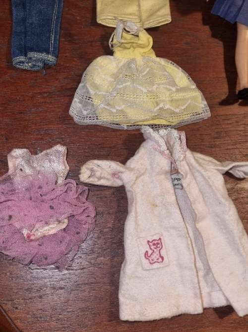 Vintage Original 1963 Barbie Skipper Doll - Mattel Inc. with extra clothes and shoes