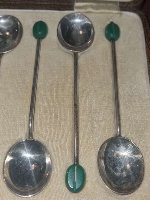 6 x EPNS Coffee Bean spoons - Boxed