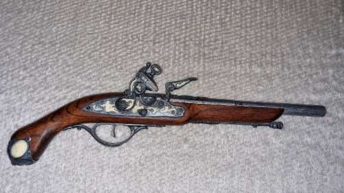 Beautiful Replica Flintlock Pistol - Great Condition - Great detail