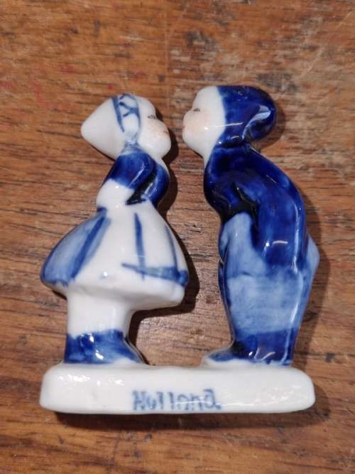 Miniature Delft Man and Woman - Holland - 5.2cm
