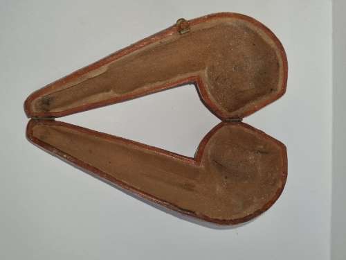 Vintage Pipe Case
