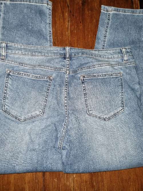 Re: Woolworths Boyfriend Low Rise Jeans - Size 16