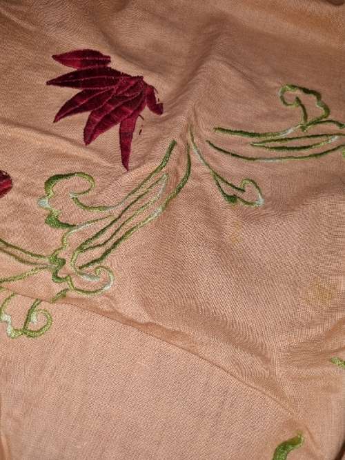 Large incomplete embroidered tablecloth - Project for anyone?