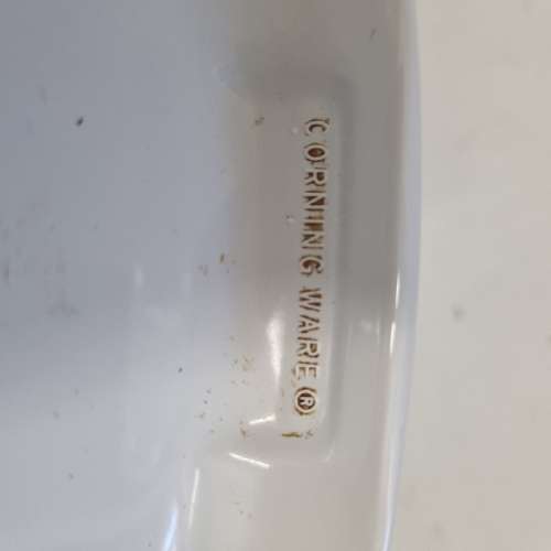Corningware 2L dish with lid - Corning Ware