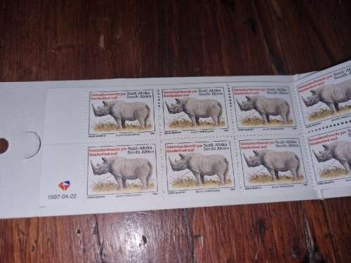 10 x Standard Postage Stamps -  Stamp Booklet 10 x stamps