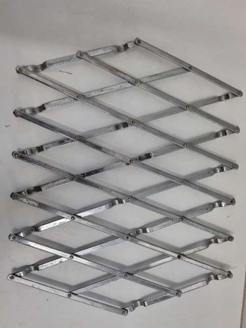 Folding Trivet / Concertina Trivet