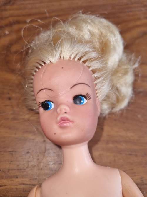 Vintage Doll - Hong Kong