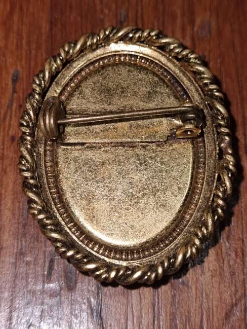 Vintage Brooch