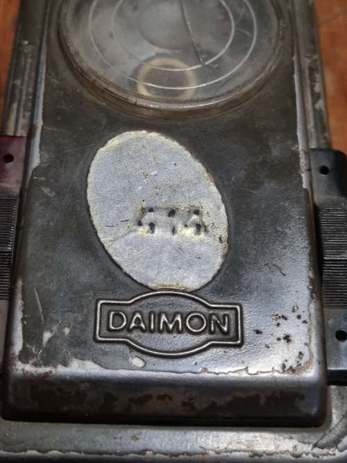 Vintage Diamon Light with Vintage Battery - See pictures