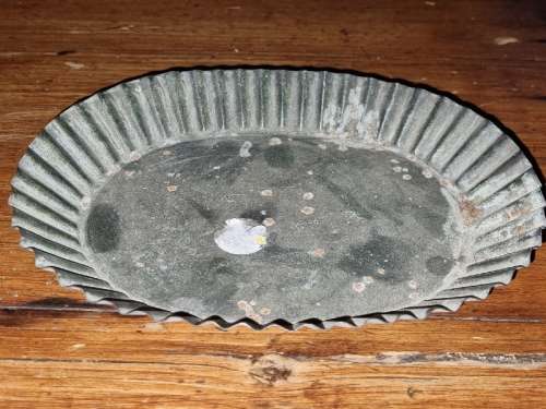 Vintage Oval Baking Tin