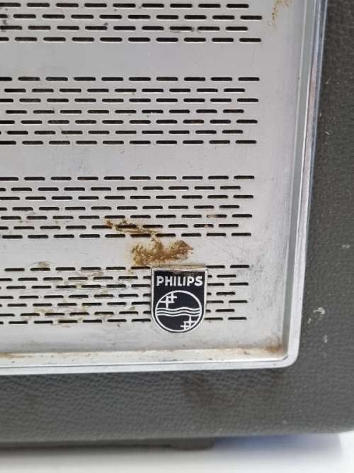 Vintage Philips Radio - Not tested - No handle