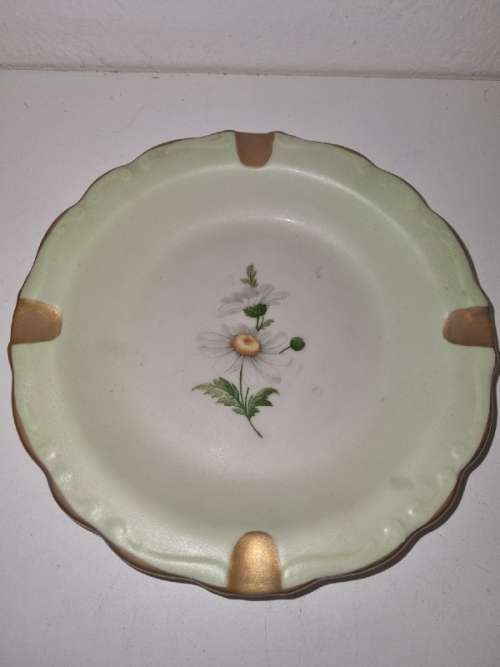 Beautiful Vintage Ashtray - Art du Louvre - Diameter - 16.5cm