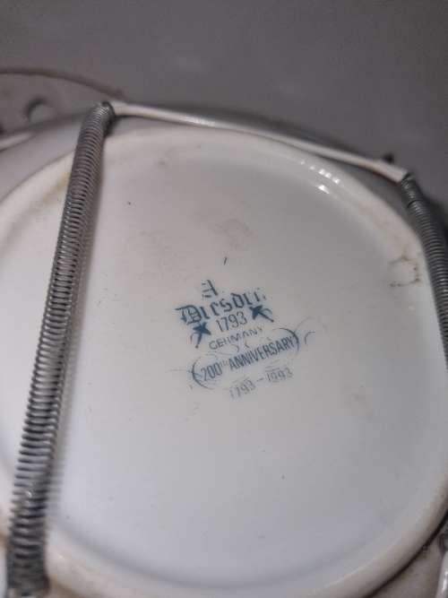 2 x Beautiful Vintage Dresden wall hanging plates - Diameter - 15cm each