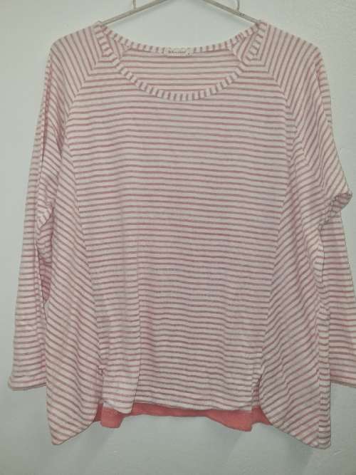 Rare Earth Striped Top - Size 18
