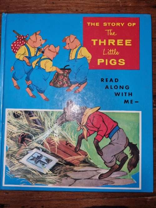 The Story of The Three Little Pigs - Read Along with me