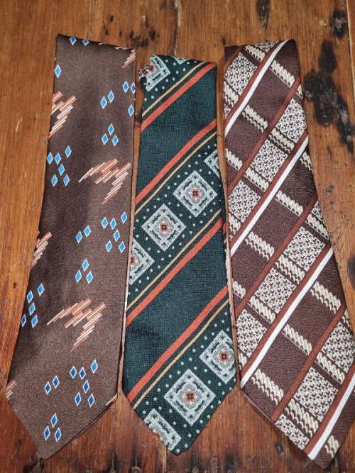 3 x Vintage Ties / Retro Ties