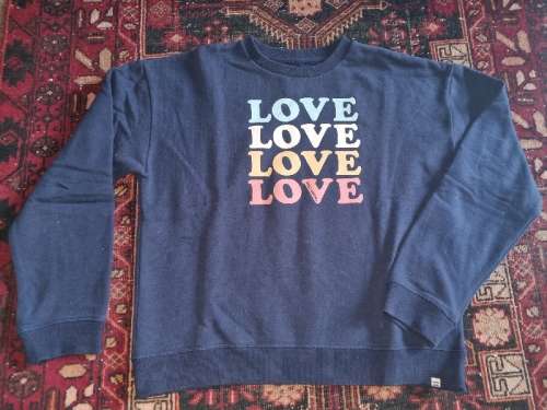 Navy Billabong Top - Age 14 Years - Great condition!