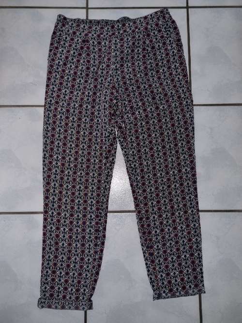 Woolworths Comfy pants with pockets - Size S