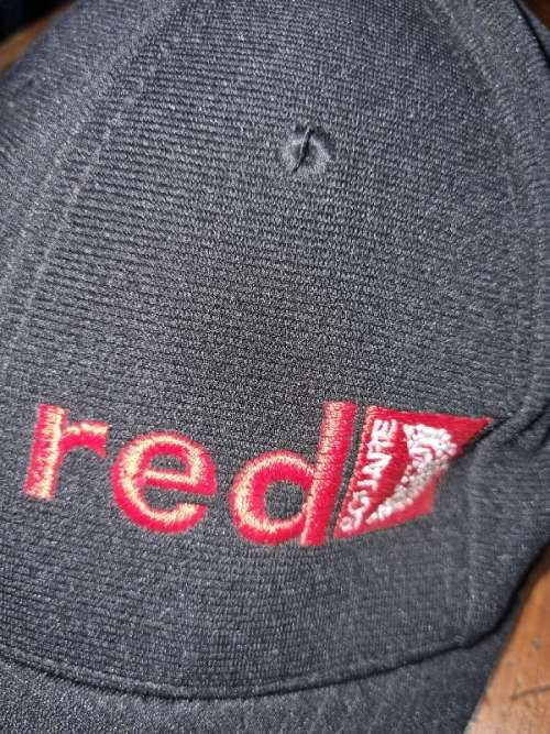 Red Square Cap - New