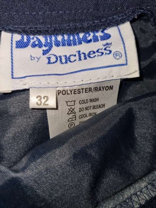 Vintage Navy Pencil Skirt - Size 32