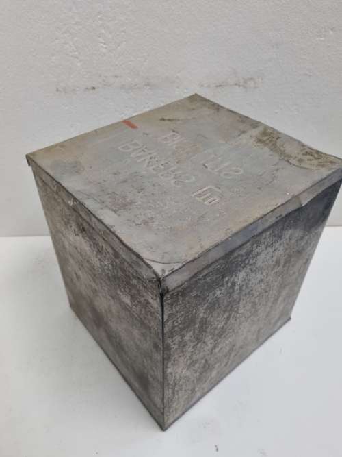 Old Metal Bakers Ltd Biscuits Tin - 25cm x 23cm x 23cm