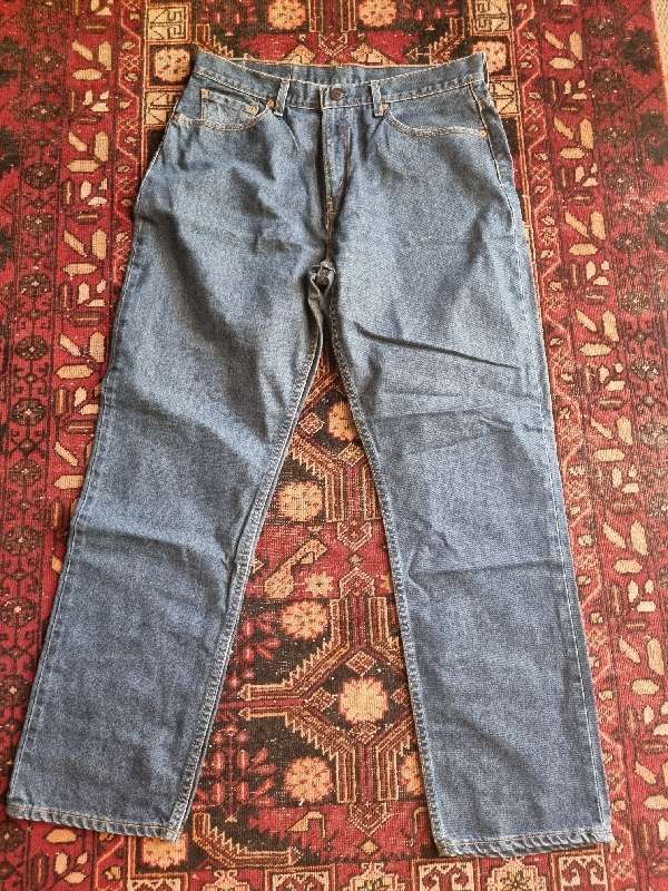 Levi Jeans - Size W36 L32 - Levi Strauss