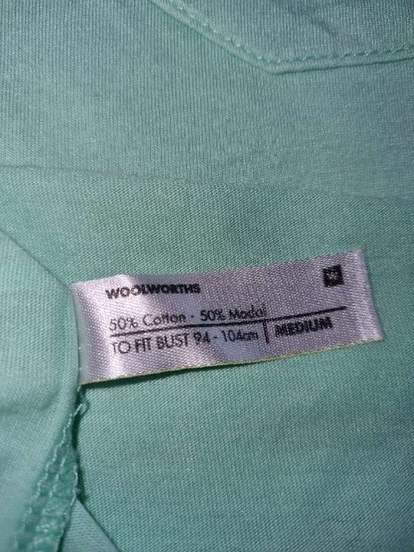 Woolworths Green T-shirt - Size M